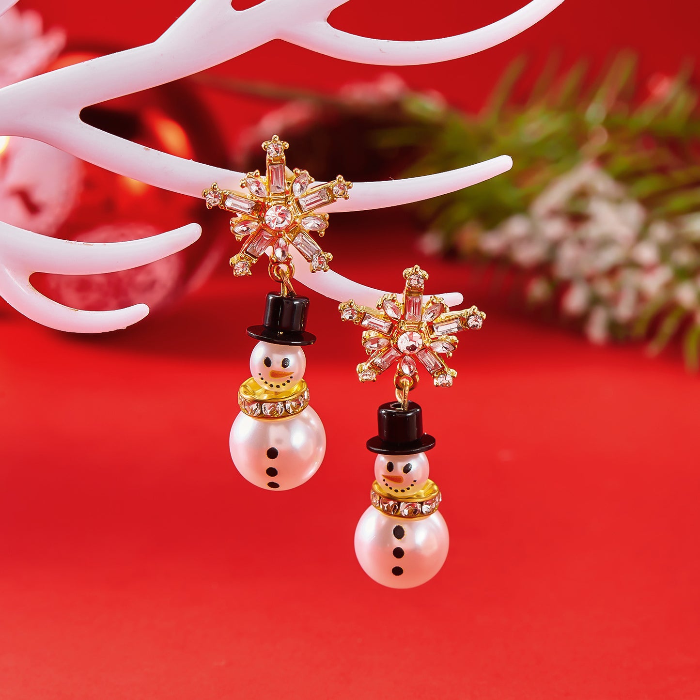 Women's Fashion Christmas Snowman Pendant Earrings